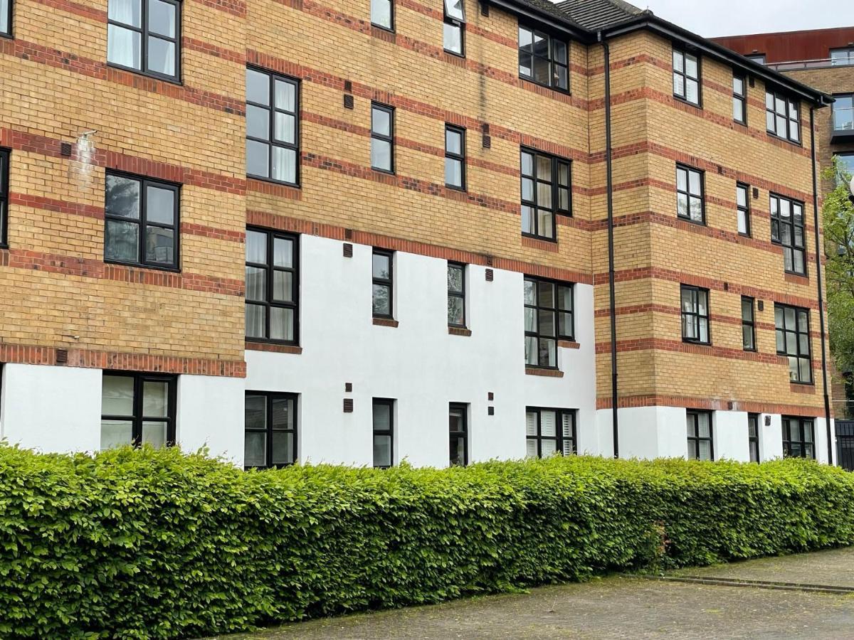 Surrey Docks Se16 Near Canada Water N Easy Access Canary Wharf Londra Esterno foto